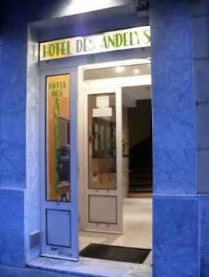 Hotel Des Andelys Paris 0*,  France